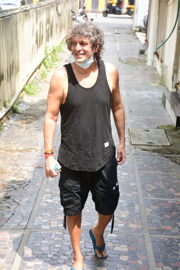 Chunky Pandey Photos: Latest HD Images, Pictures, Stills & Pics - FilmiBeat