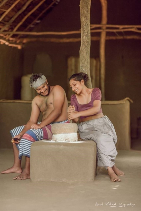 Indian Couples Viral Photoshoot Photos