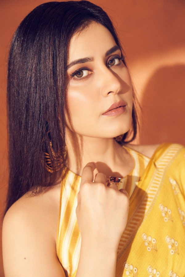 [Image: rashi-khanna_160852972920.jpg]