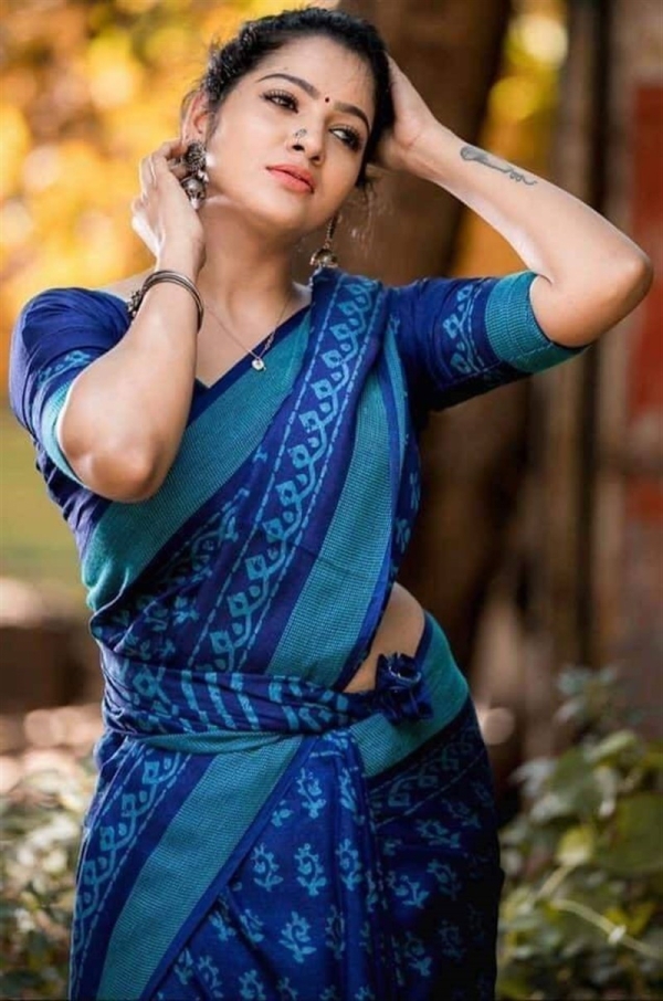 Tamil Actress Pandian Stores Fame Chitra kamaraj Rare And Unseen Photos