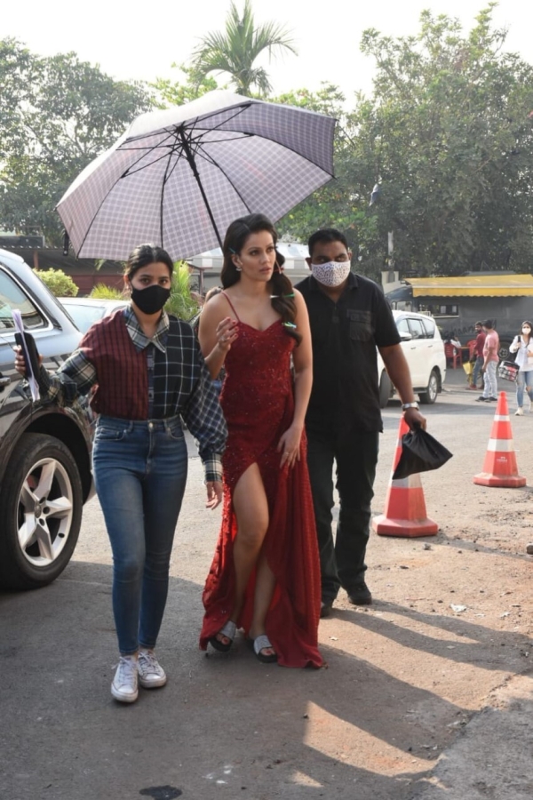 Salman Khan & Others at Grand Opening Ceremony Of Zee TV ...