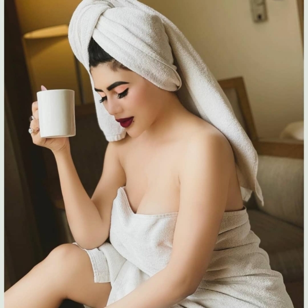 Rivika Mani Photos: Latest HD Images, Pictures, Stills & Pics - FilmiBeat