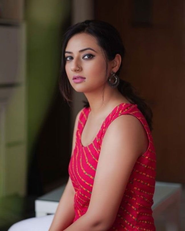 Isha Chawla Photos Isha Chawla Photos