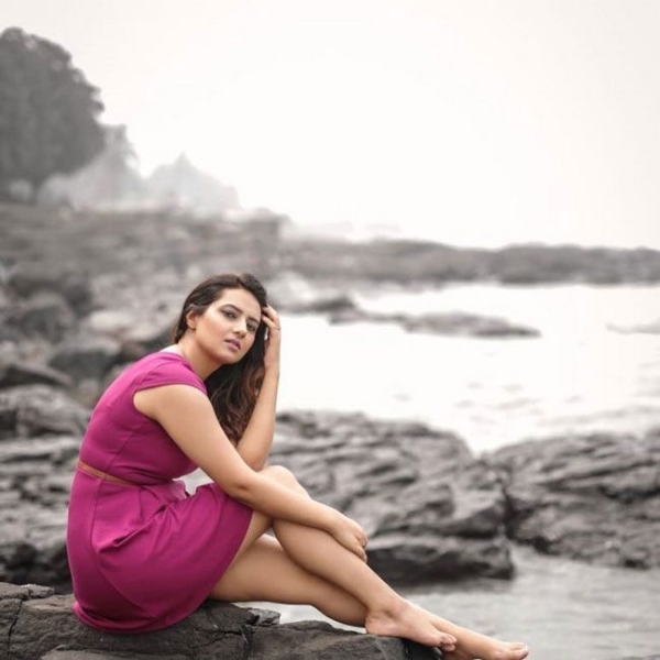Isha Chawla Photos Isha Chawla Photos