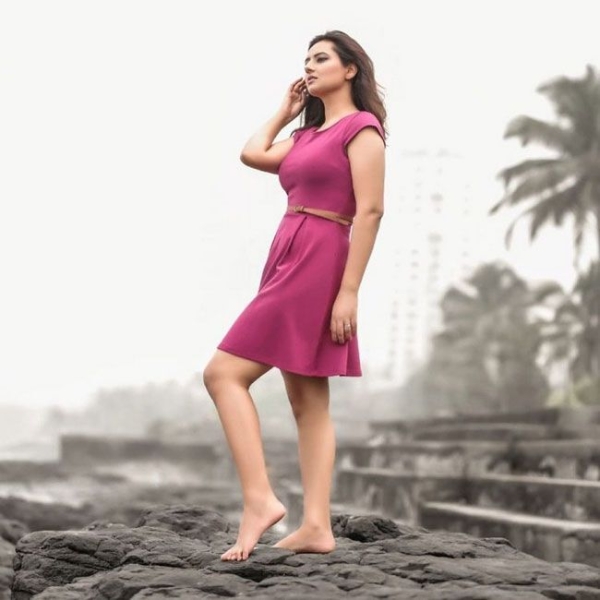Isha Chawla Photos Isha Chawla Photos