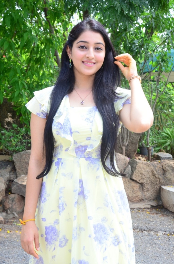 Mouryaani Photos: Latest HD Images, Pictures, Stills & Pics - FilmiBeat