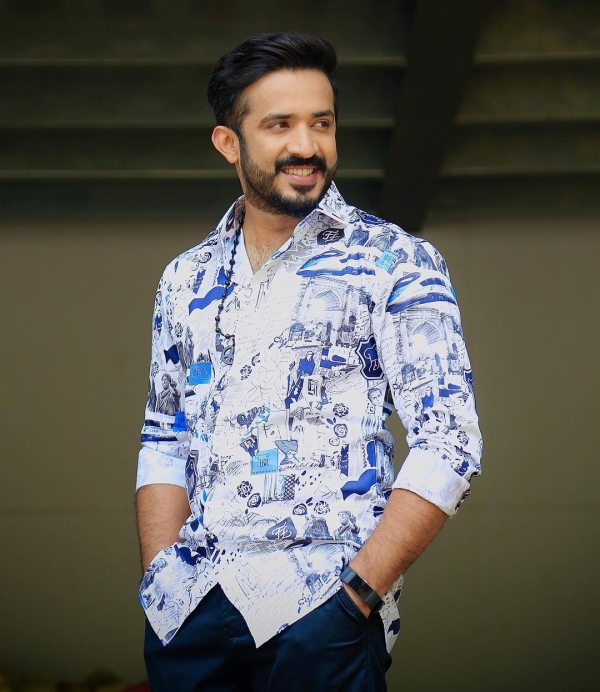 Anchor Ravi Photos [HD] Latest Images, Pictures, Stills of Anchor Ravi