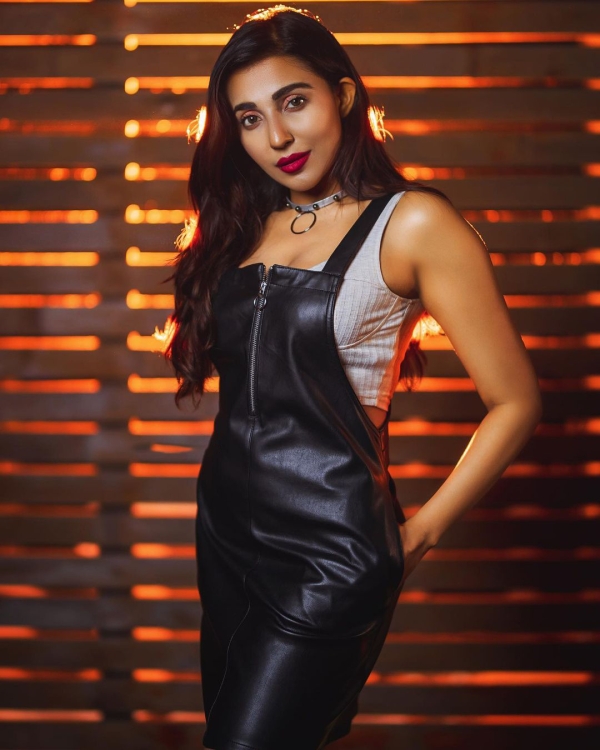 Parvatii Nair Photos Parvatii Nair Photos