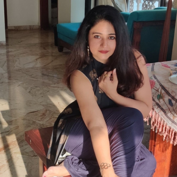 Poonam Bajwa Photos Poonam Bajwa Photos