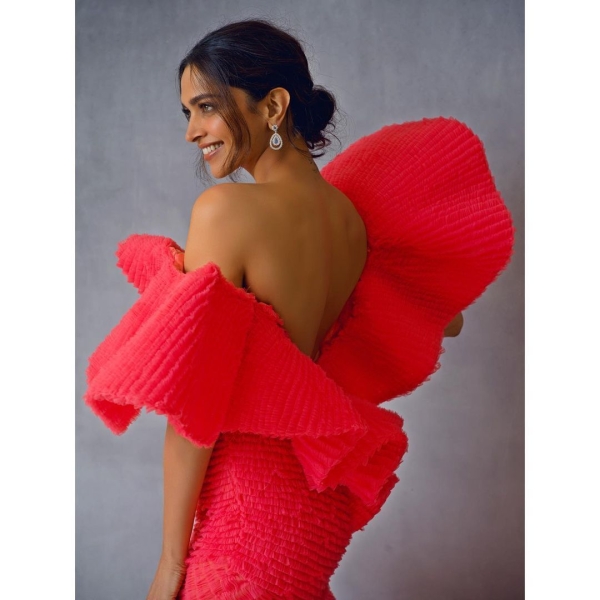 Deepika Padukone Photos Deepika Padukone Photos