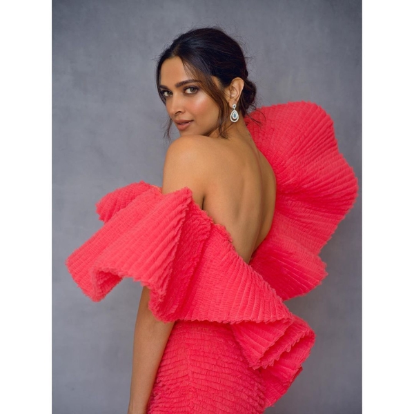 Deepika Padukone Photos Deepika Padukone Photos