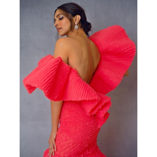 Deepika Padukone Photos Deepika Padukone Photos