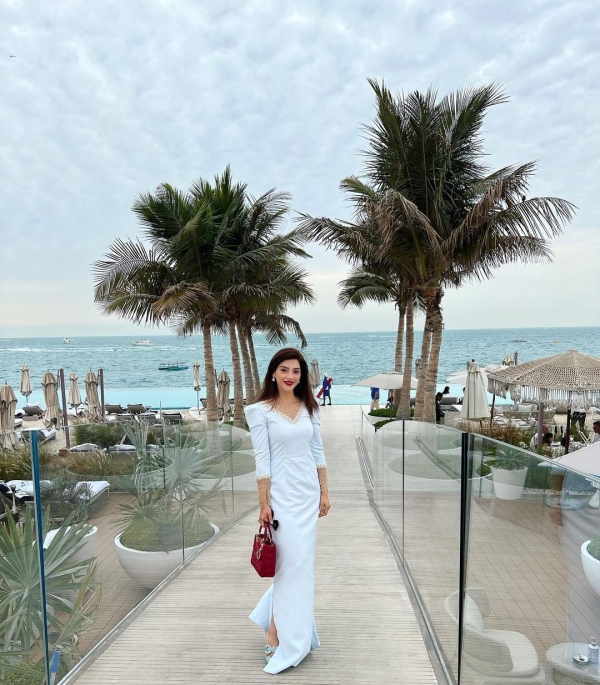 Mehreen Pirzada Photos Mehreen Pirzada Photos