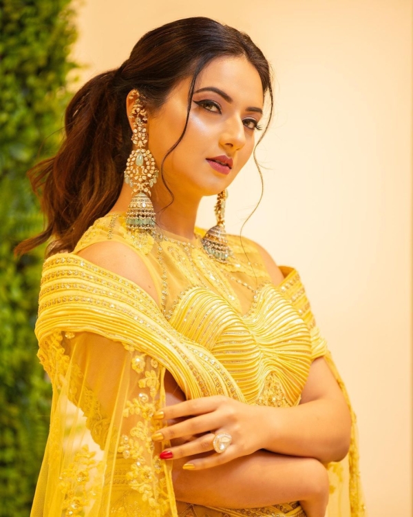 Isha Chawla Photos Isha Chawla Photos