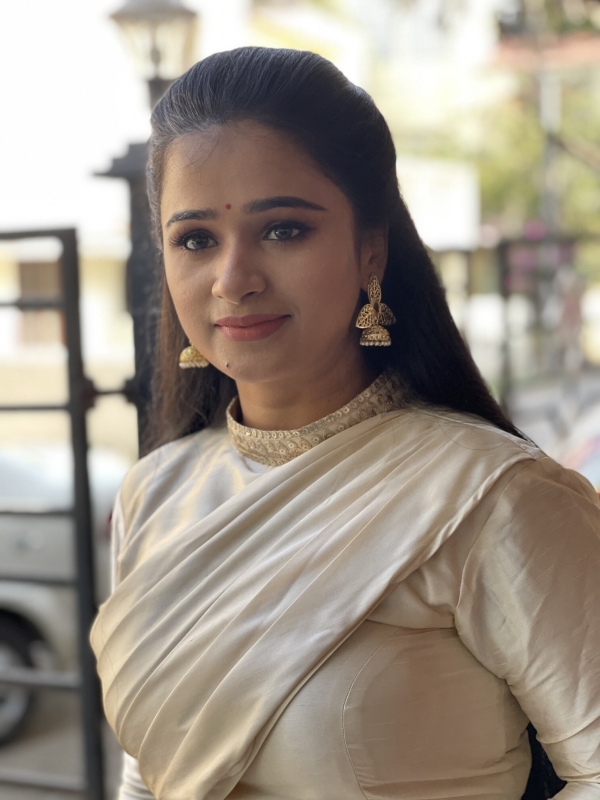 ’மனைவி அமைவதெல்லாம் இறைவன் கொடுத்த வரம்’’ கன்னிகா ரவியின் கலக்கல் ...