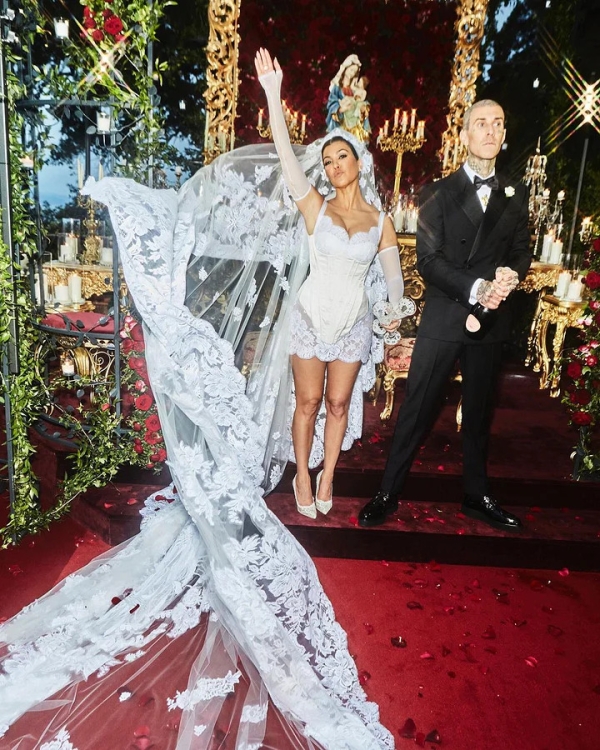 Watch Kourtney Kardashian, Travis Barker Tie The Knot In Lavish Italian