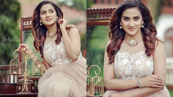 Mollywood Actress Aditi Ravi's Stylish Makeover Viral on Instagram ...