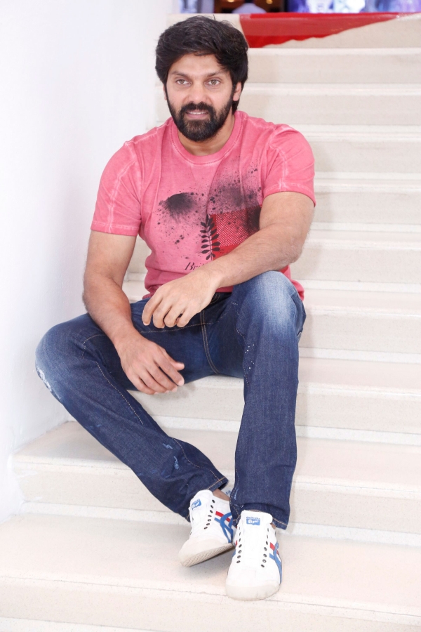Arya Photos: Latest HD Images, Pictures, Stills & Pics - FilmiBeat