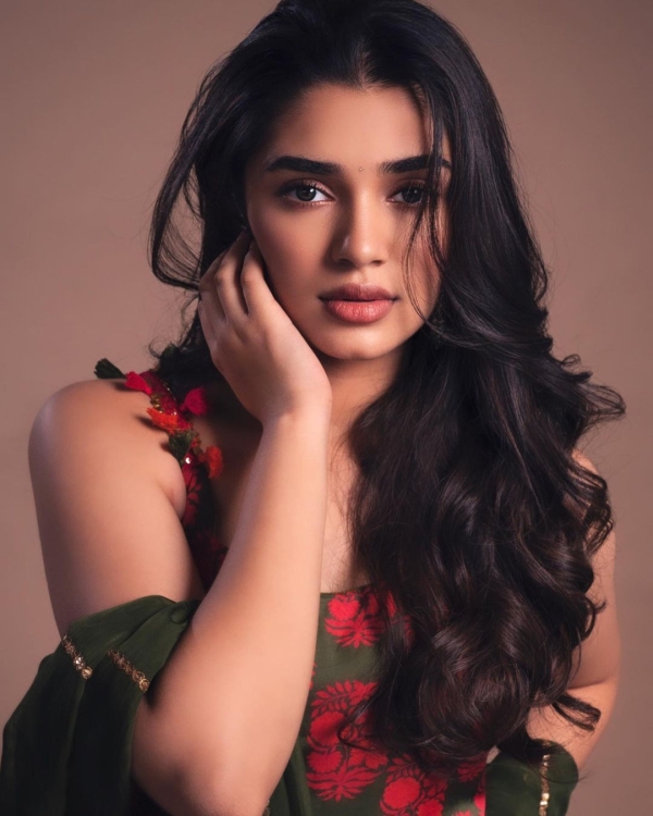 Krithi Shetty Photos