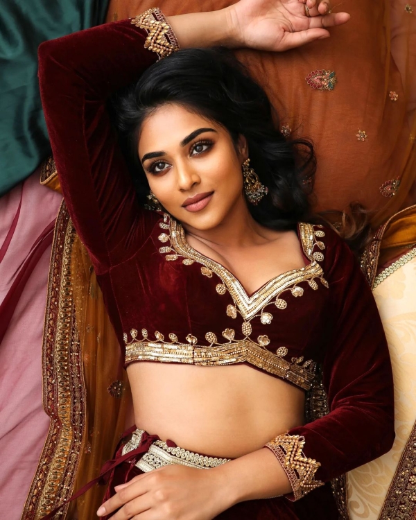 Indhuja Ravichandran Photos [HD] Latest Images, Pictures, Stills of