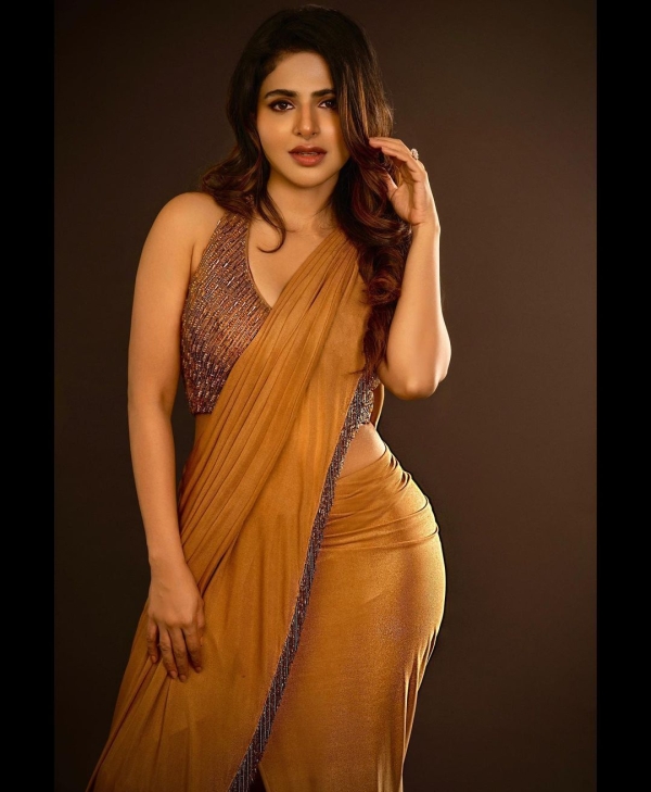 iswarya-menon_167955454530.jpg