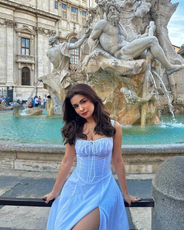 Check Out the Captivating Glamour of Actress Avneet Kaur in Her Latest ...
