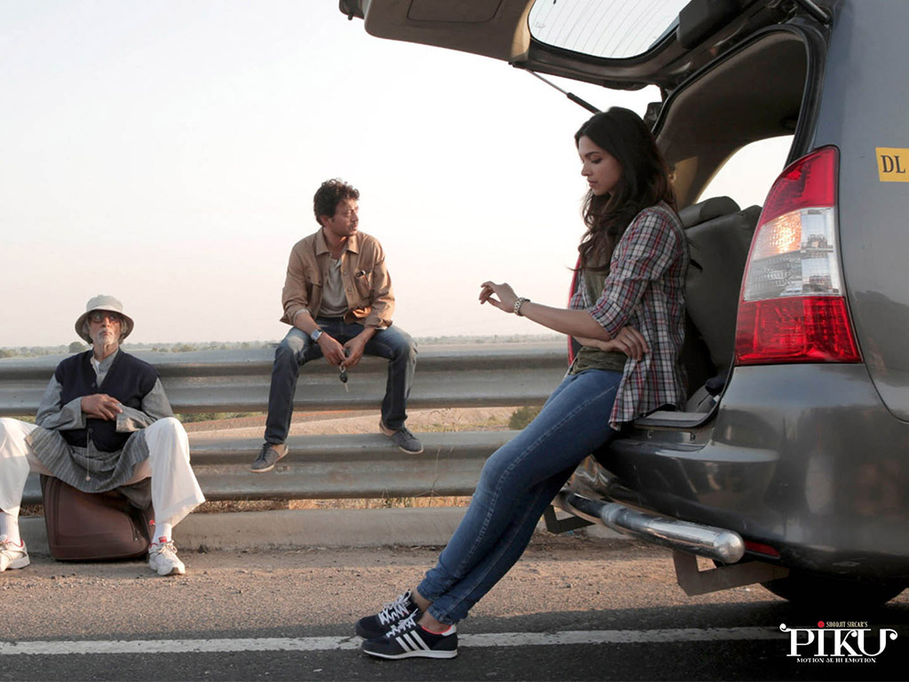 Piku Wallpaper | Piku HD Movie Wallpapers - FilmiBeat
