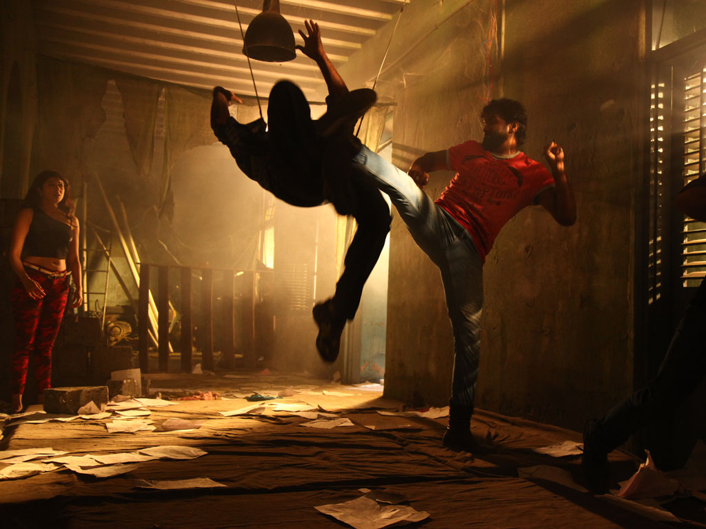 Dynamite Wallpaper | Dynamite HD Movie Wallpapers - FilmiBeat