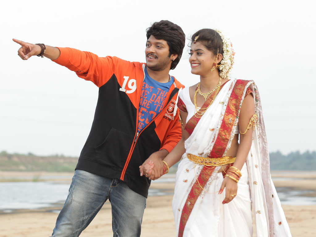 Titanic (Titanic Antharvedhi To Amalapuram) Preview, Titanic Story