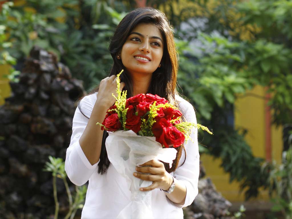 Anandhi