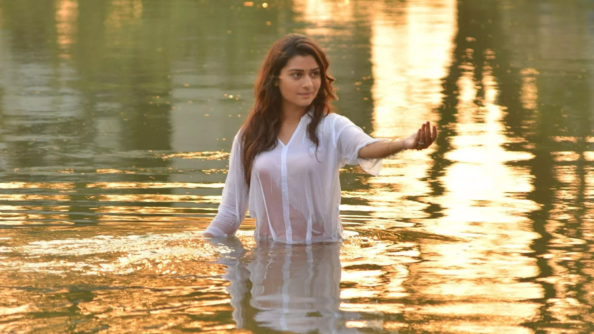 Payal rajput hot bikini Clearance
