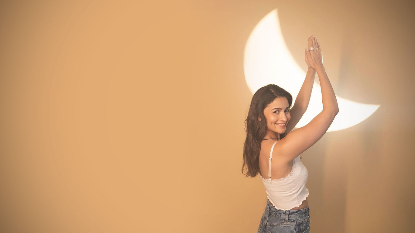 Alia Bhatt HD Wallpapers | Latest Alia Bhatt Wallpapers HD Free