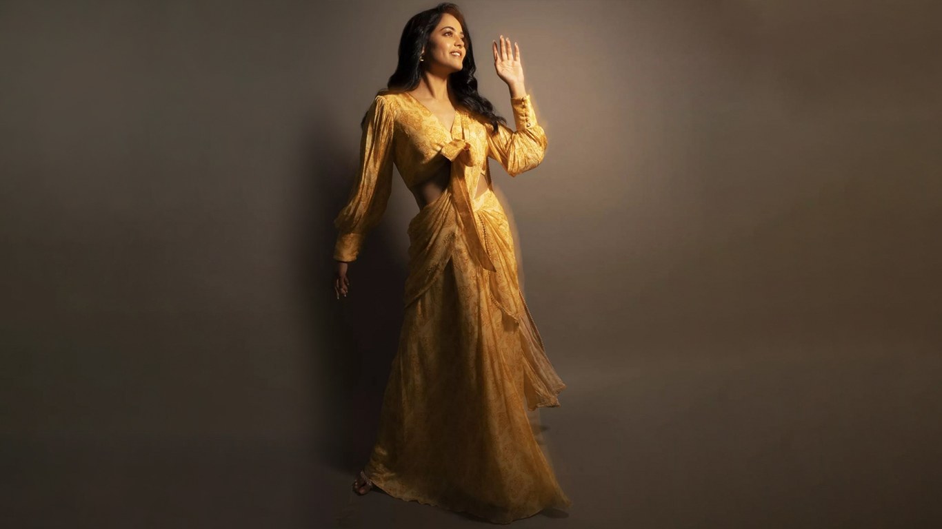 Latest photos of Bindu Madhavi