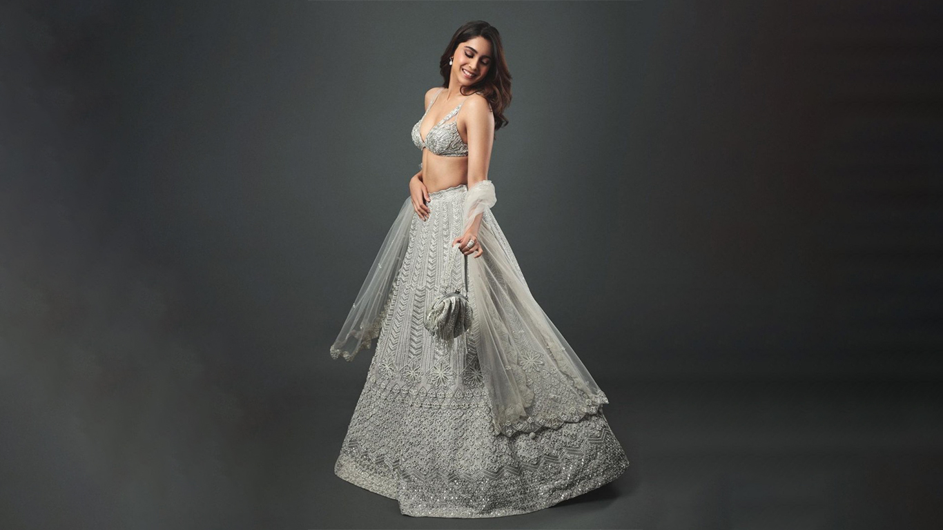 Latest Photos of Sharvari Wagh