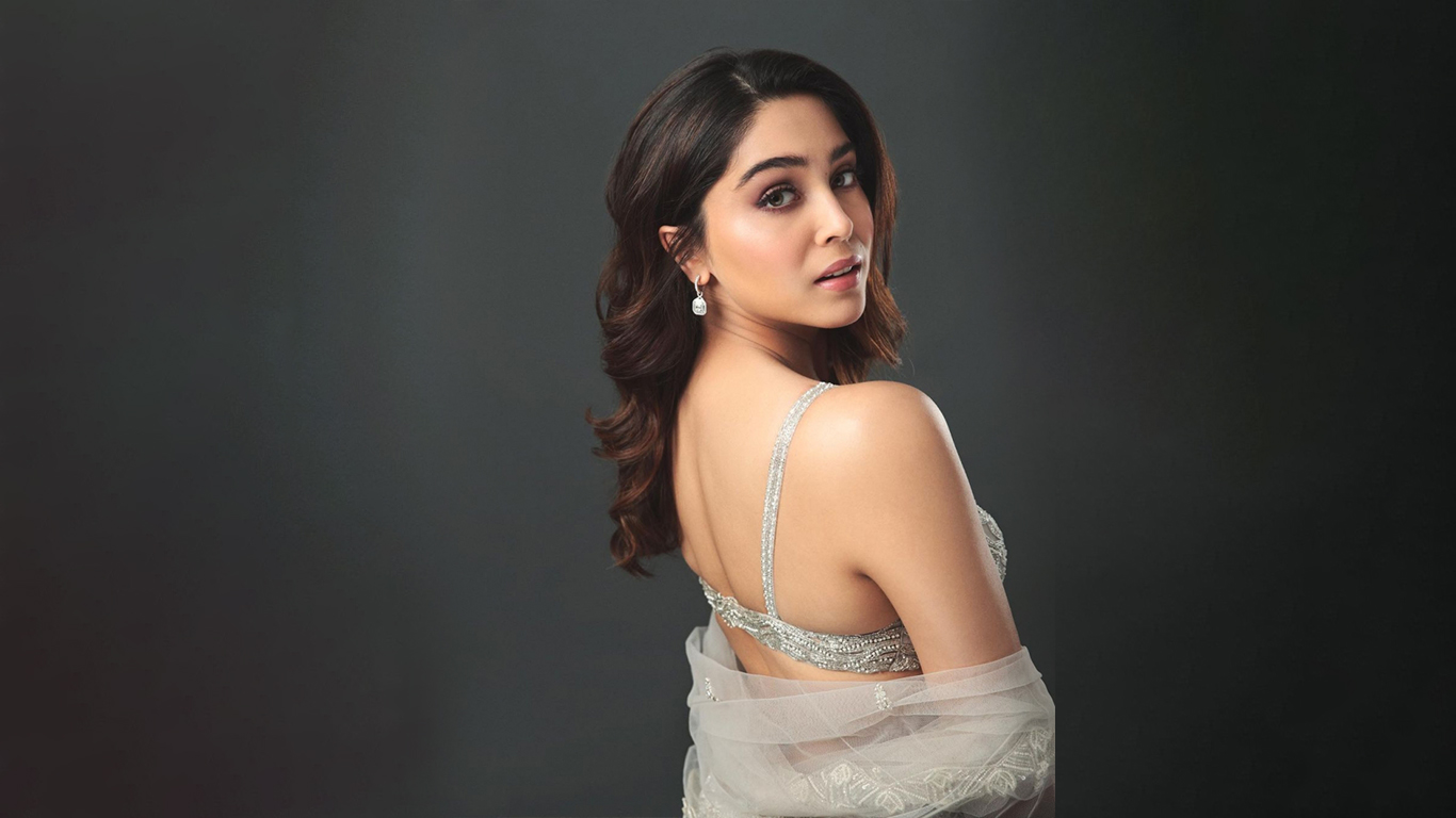 Latest Photos of Sharvari Wagh