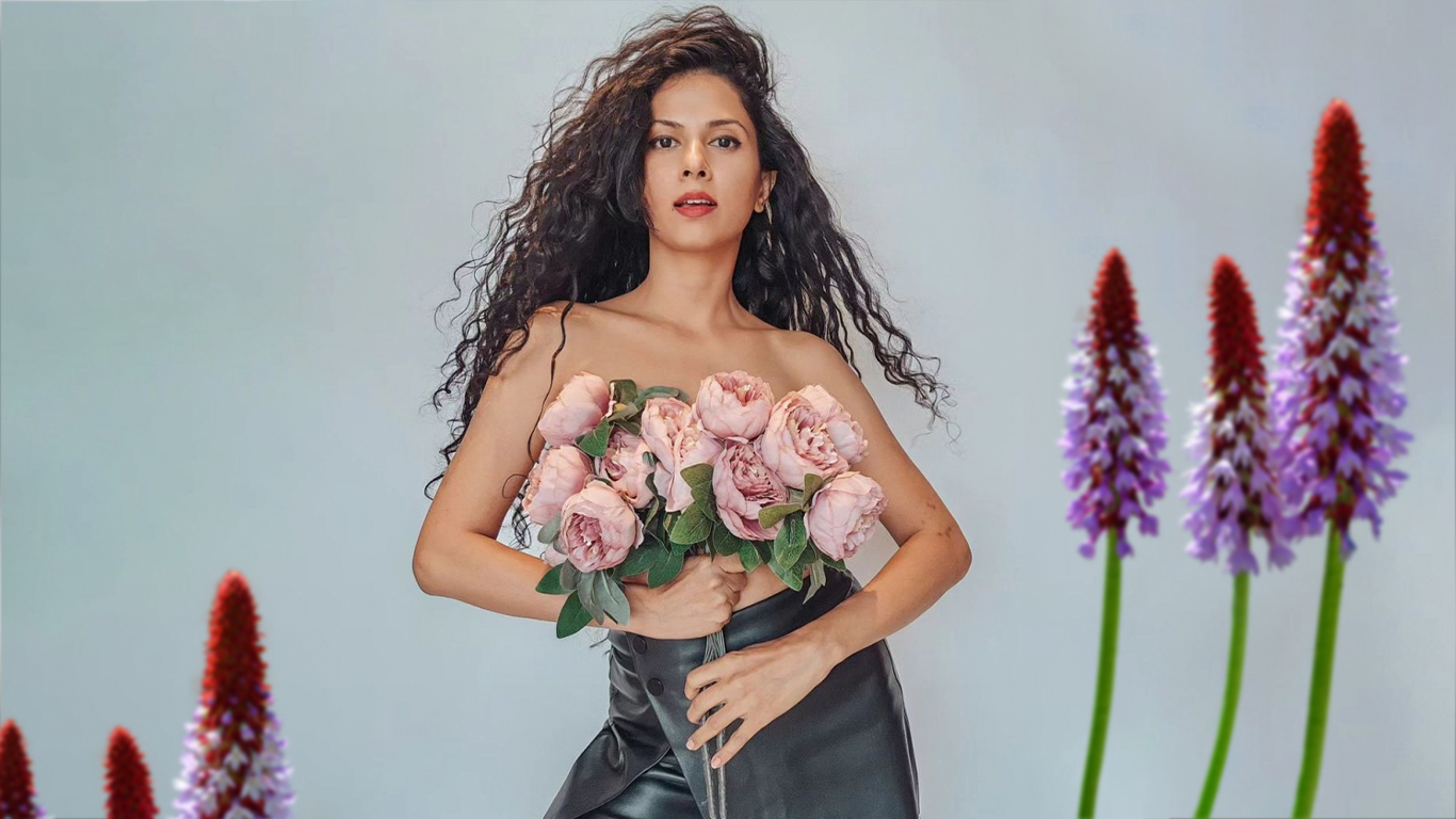 Stunning Photoshoot of Daisy Bopanna