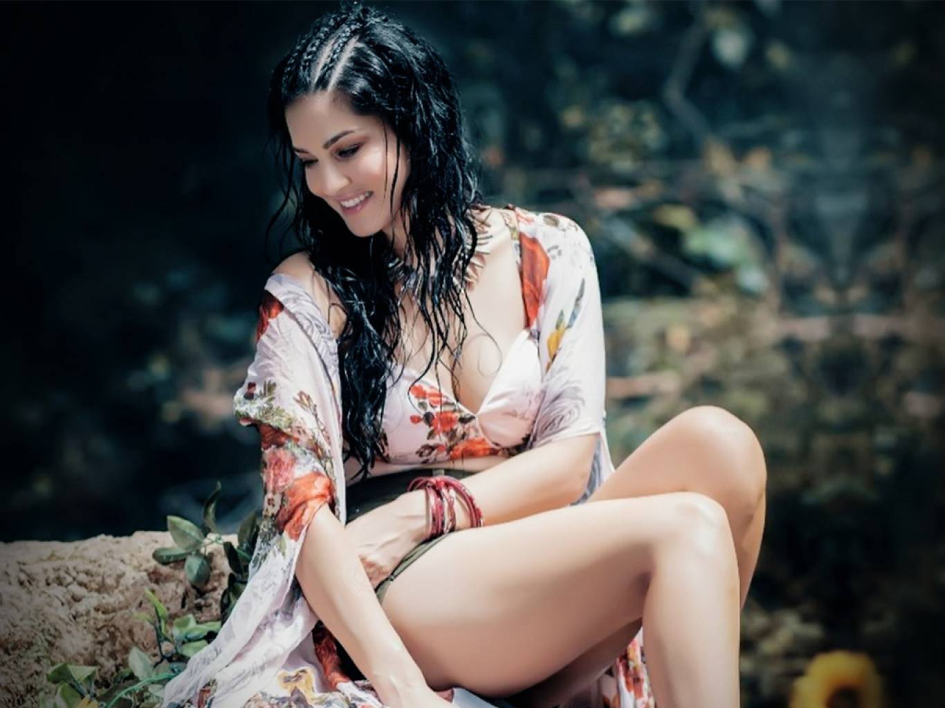 Sunny Leone Wallpapers