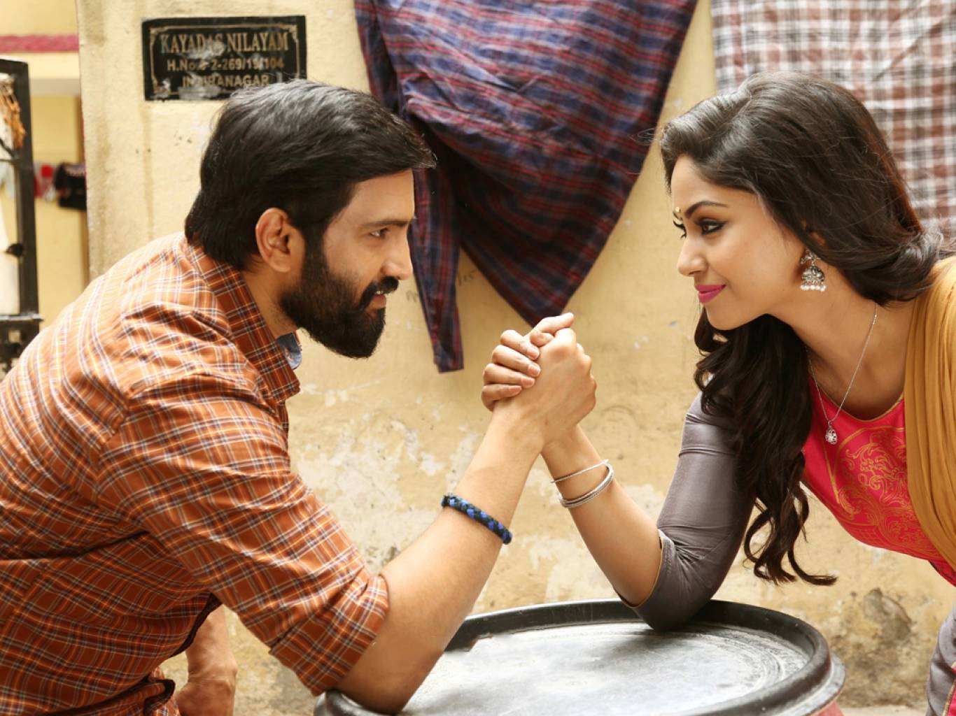 Dhilluku Dhuddu 2 Movie HD Wallpapers | Dhilluku Dhuddu 2 HD Movie