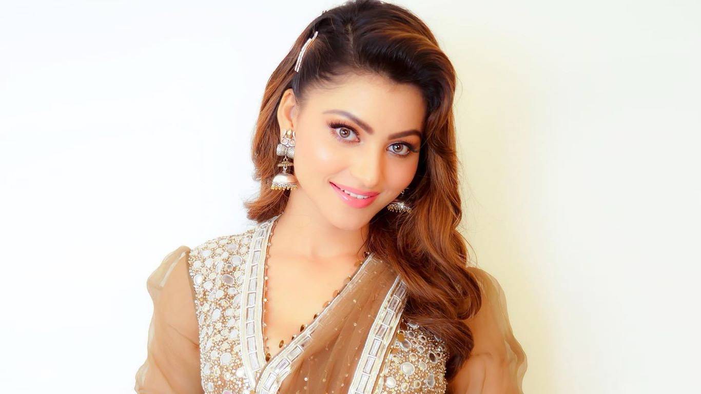 Urvashi Rautela Wallpapers