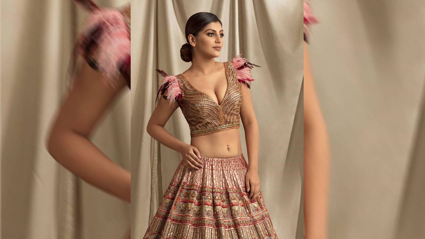 Yashika Aannand (Big Boss 2 Contestant) HD Wallpapers